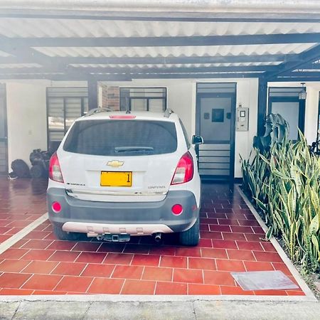 Hostal Roma Villavicencio Exterior photo